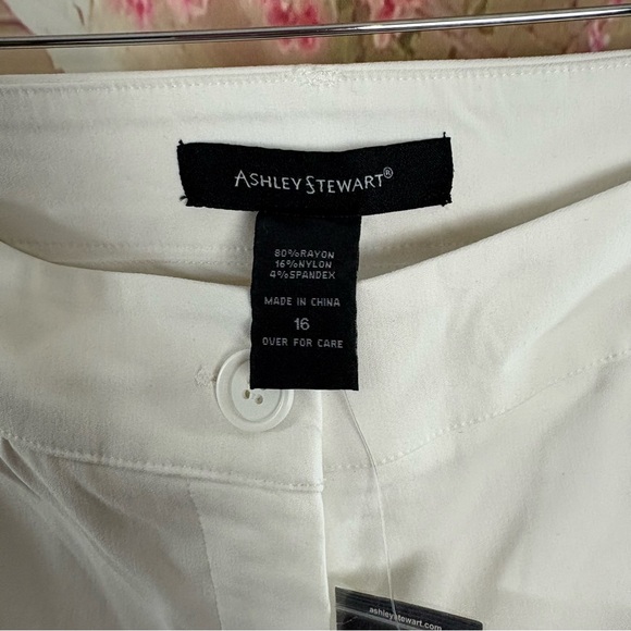 NEW Ashley Stewart Elegant White Ankle Pant - Picture 7 of 9
